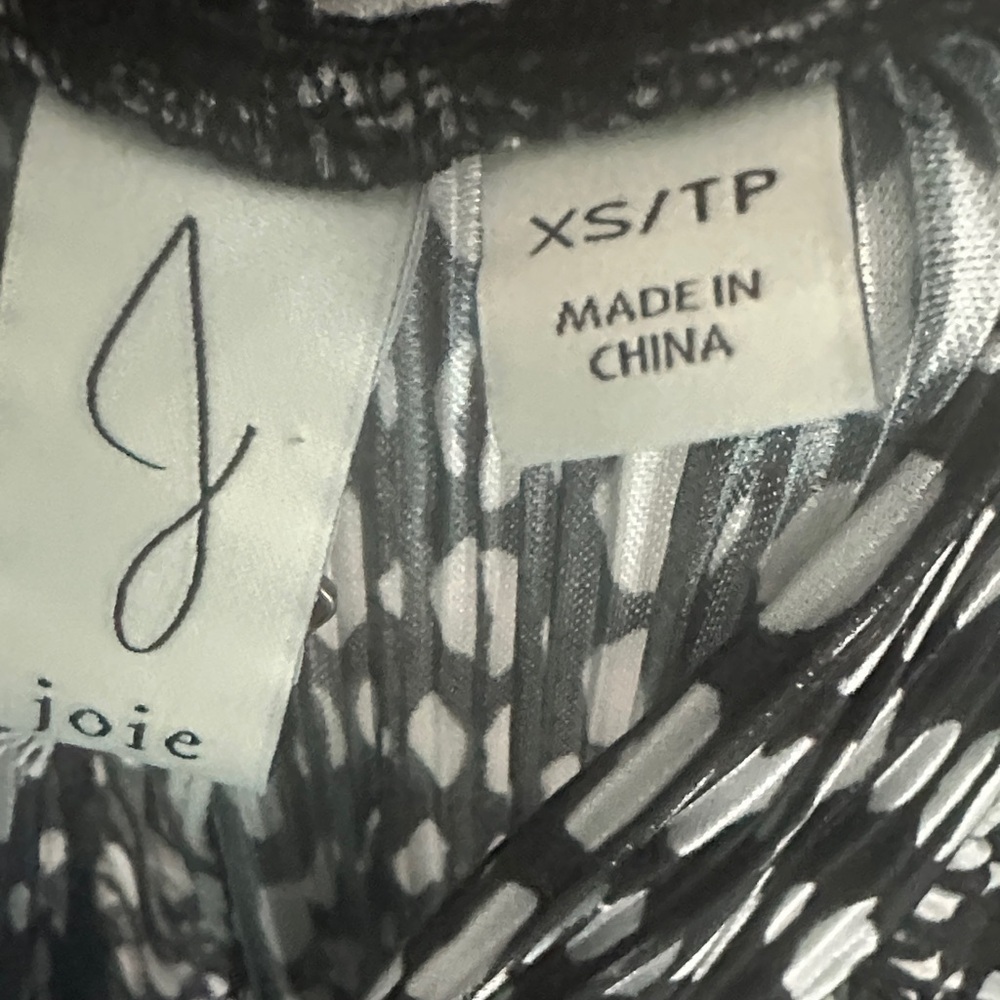 Joie Black and White Long Sleeve Top - Picture 9 of 9